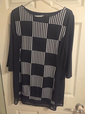 Style & Co. Black and White Checker Dot Long Sleeve Top